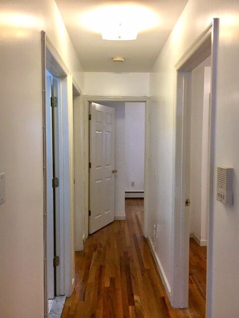 Building Photo - 260 Skillman Ave