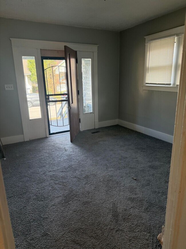 Foto del edificio - Coming Soon!