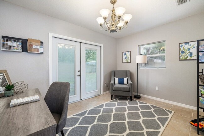 Foto del edificio - 2454 Whitman St