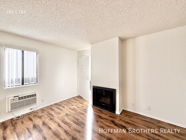 Foto del edificio - 9929 Sepulveda Blvd