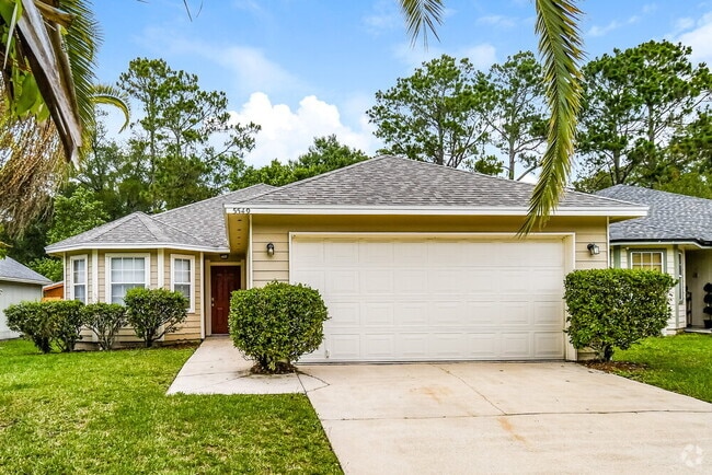 Building Photo - 5549 Oak Crossing Dr