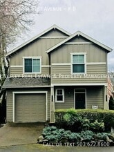 Building Photo - 11013 SW 51st Ave