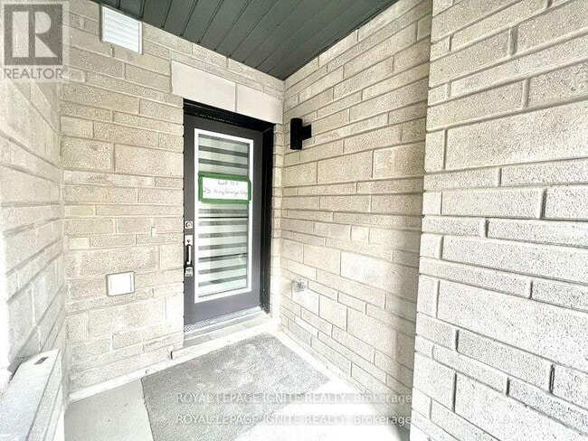 Building Photo - 25 King George Way