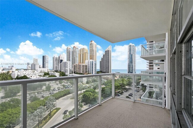 Foto del edificio - 230 174th St