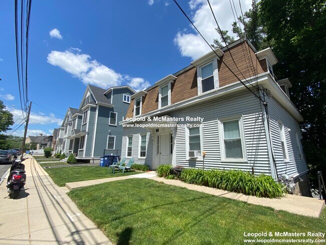 Foto del edificio - 172 Bigelow St