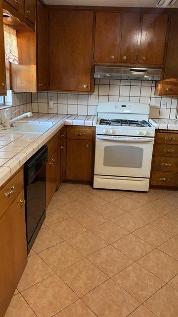 Primary Photo - 3424 E Keyes Rd