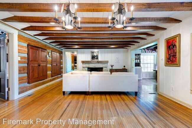 Foto del edificio - 3 br, 3 bath House - 2972 Old Greenbrier Pike