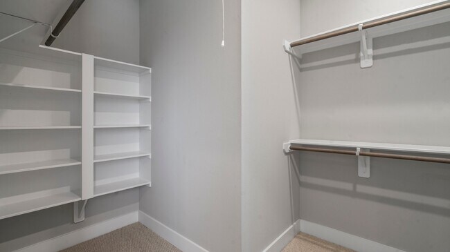 Foto del edificio - 814 Thornton Rd