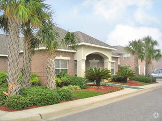 Building Photo - The Reserve Apartments