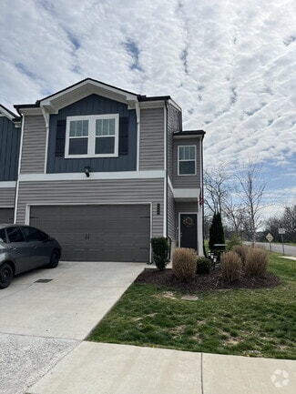 Building Photo - 1600 Denali Dr