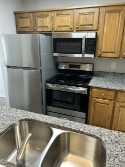 thumbnail_IMG_5280.jpg - STONEBROOK VILLAGE