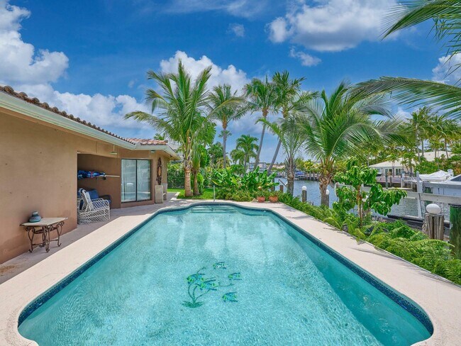 Foto del edificio - 2810 NE 48th Ct