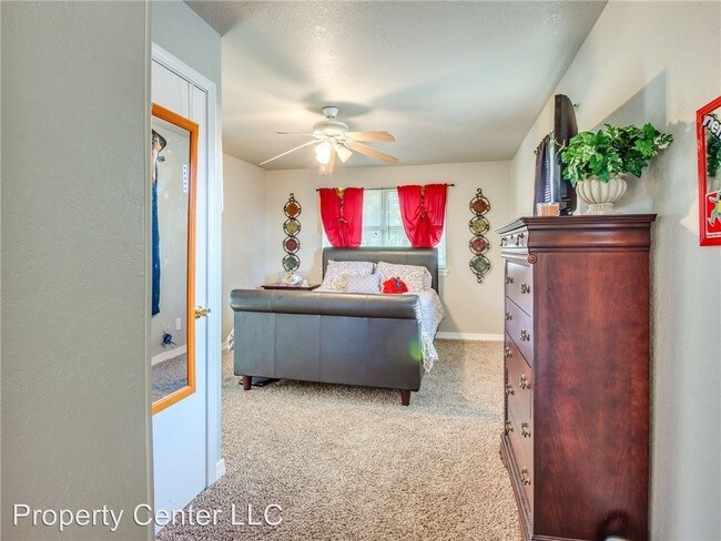 Building Photo - 3 br, 2 bath House - 2919 NW 32nd St