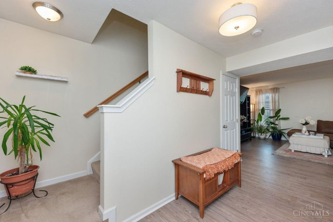 Building Photo - 6027 Marsh Cir