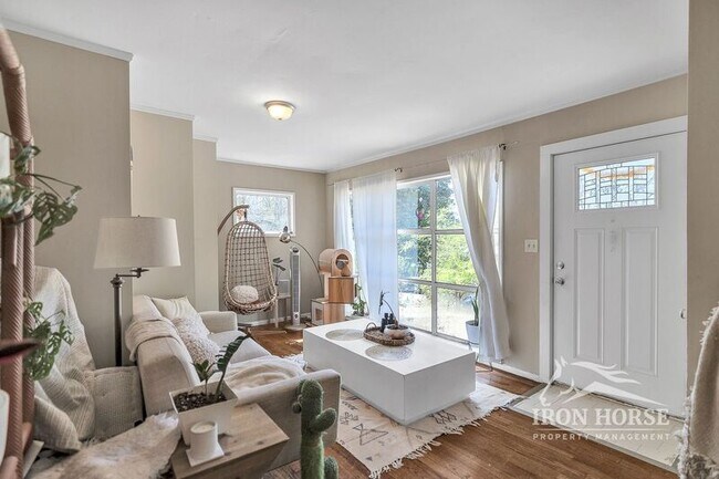 Building Photo - 155 Habersham Dr