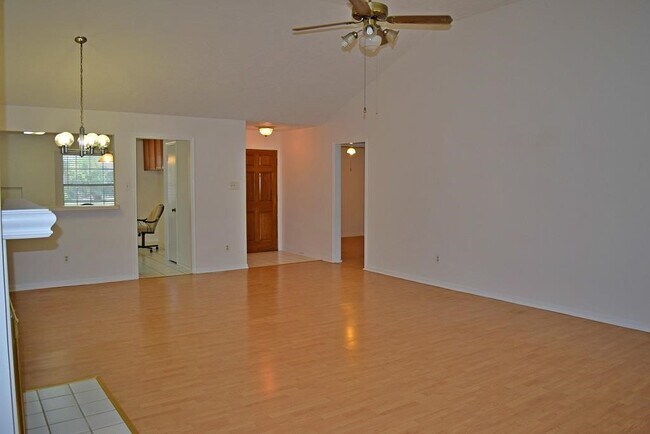 Foto del edificio - 11034 Springsong Dr