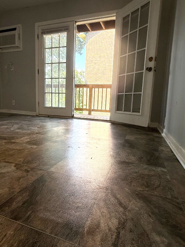 Foto del edificio - 137 Hendricks Blvd