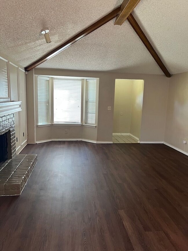 Building Photo - 11821 Garden Terrace Dr