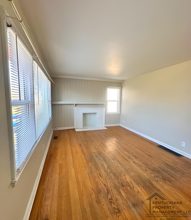 Foto del edificio - Charming 3BR/2BA Brick Cape Cod –Leasing Special: Enjoy $500 off your first full month’s rent!