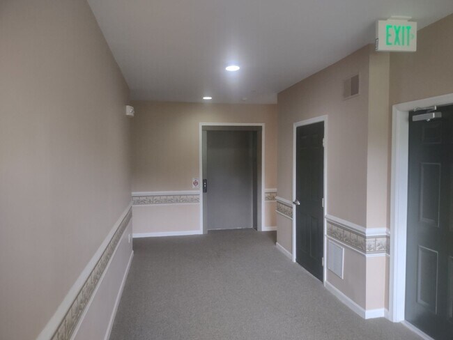 Foto del edificio - 812 Long Dr