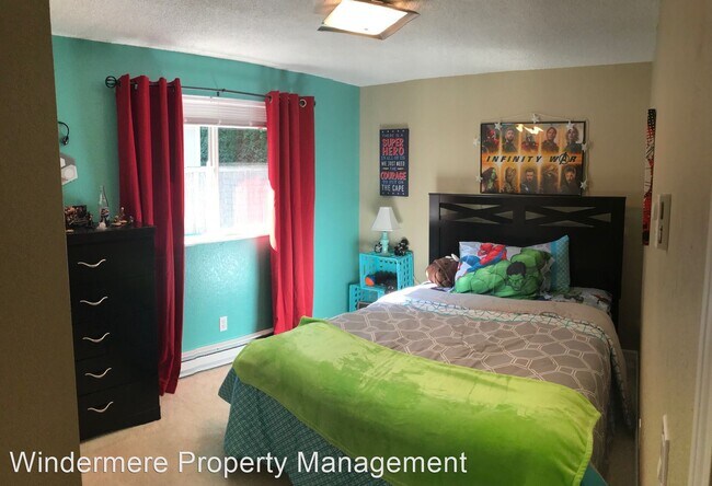 Building Photo - 3 br, 2 bath House - 1452 Electric Avenue