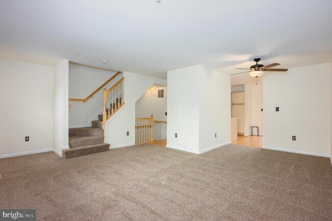 Building Photo - 4406 Lieutenant Lansdale Pl