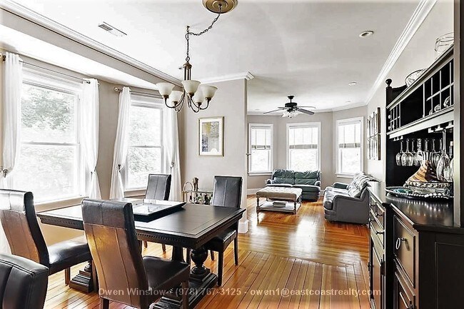 Foto del edificio - 560 Heath St