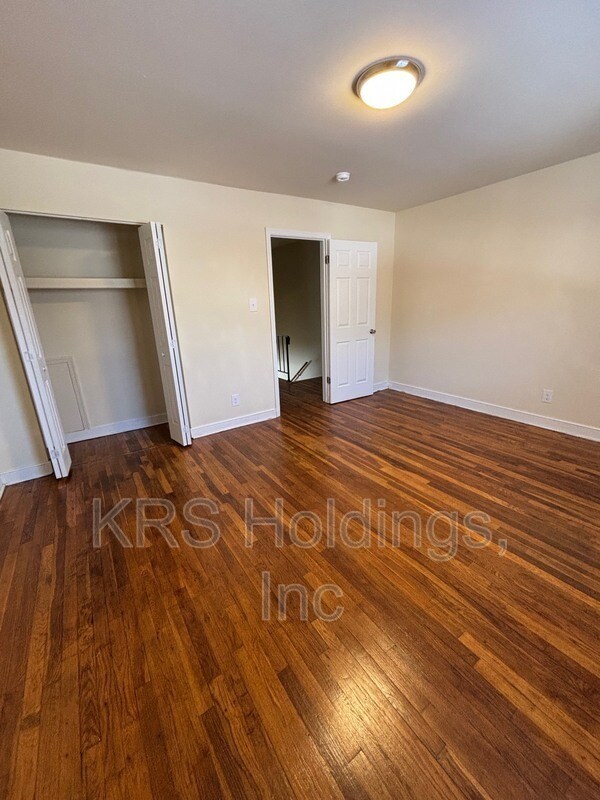 Building Photo - 5238 Goolsby Ct