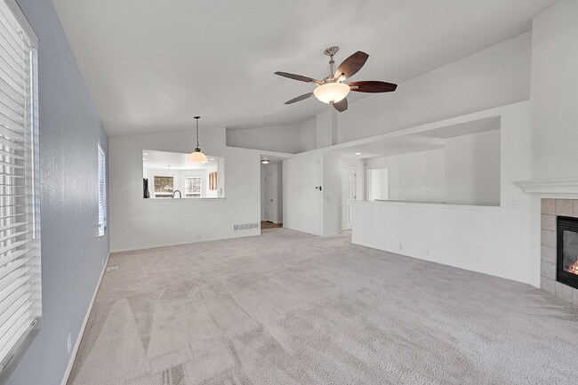 Building Photo - $2,500.00 - 3 Bedrooms, 2 Bathrooms, Singl...