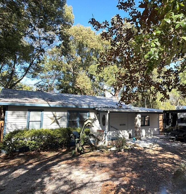 Building Photo - 2036 NW 31st Ave