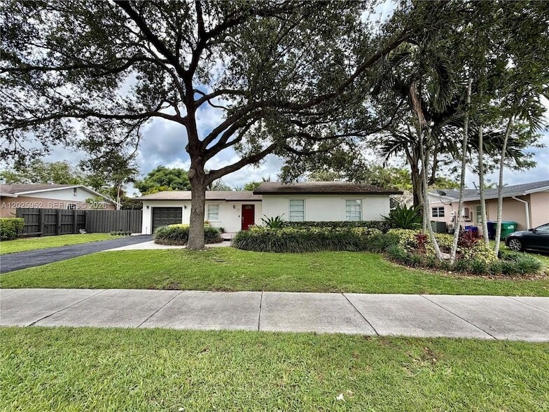 Photo - 7711 SW 131st Avenue Unit 2