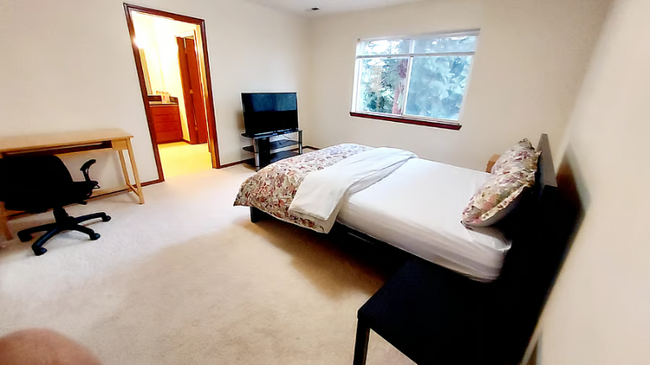 Foto del edificio - 16706 NW Argyle Way