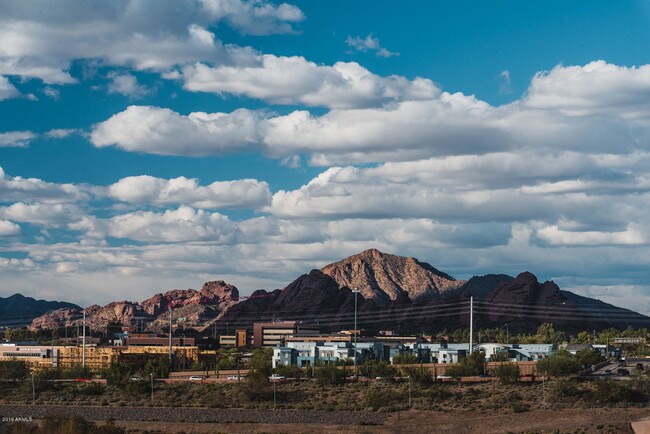 Building Photo - 701 W Rio Salado Pkwy