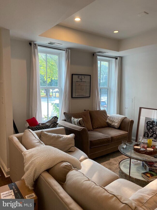 Foto del edificio - 1741 11th St NW