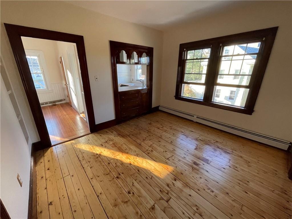 175 Wood St, Bristol, RI 02809 Room for Rent in Bristol, RI