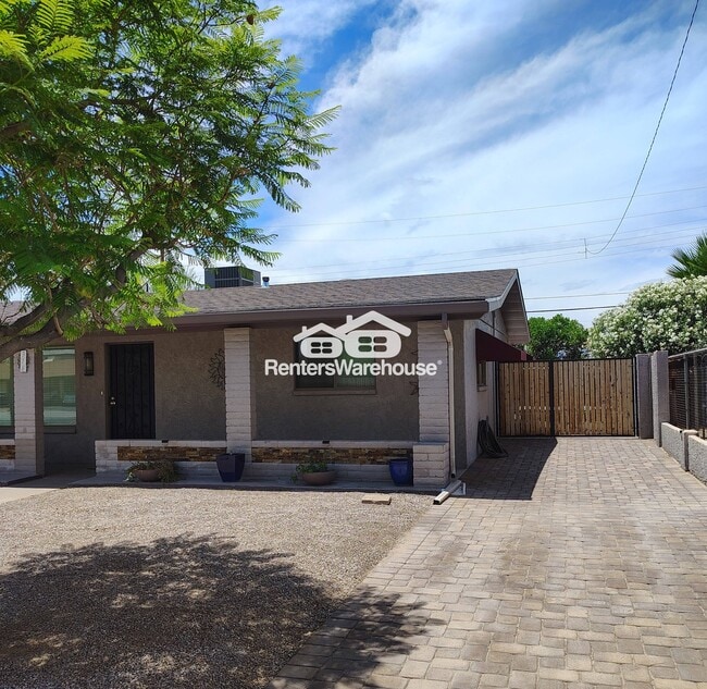 Building Photo - 318 N 56th St