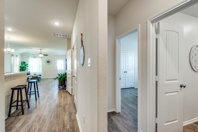 Building Photo - 14416 Conifer Dr. Conroe, TX 77302
