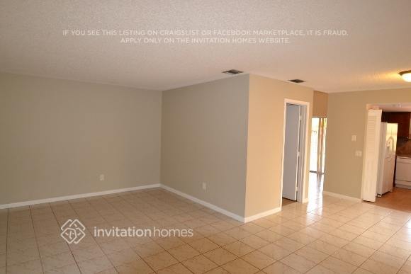 Foto del edificio - 15542 SW 48th St
