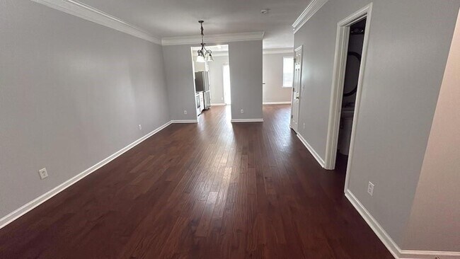 Foto del edificio - 387 Weatherstone Pl