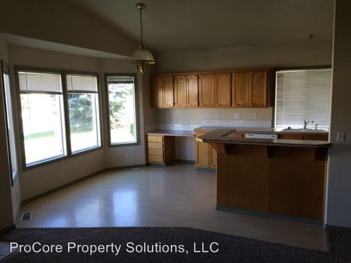 Building Photo - 1384 E Borzoi St