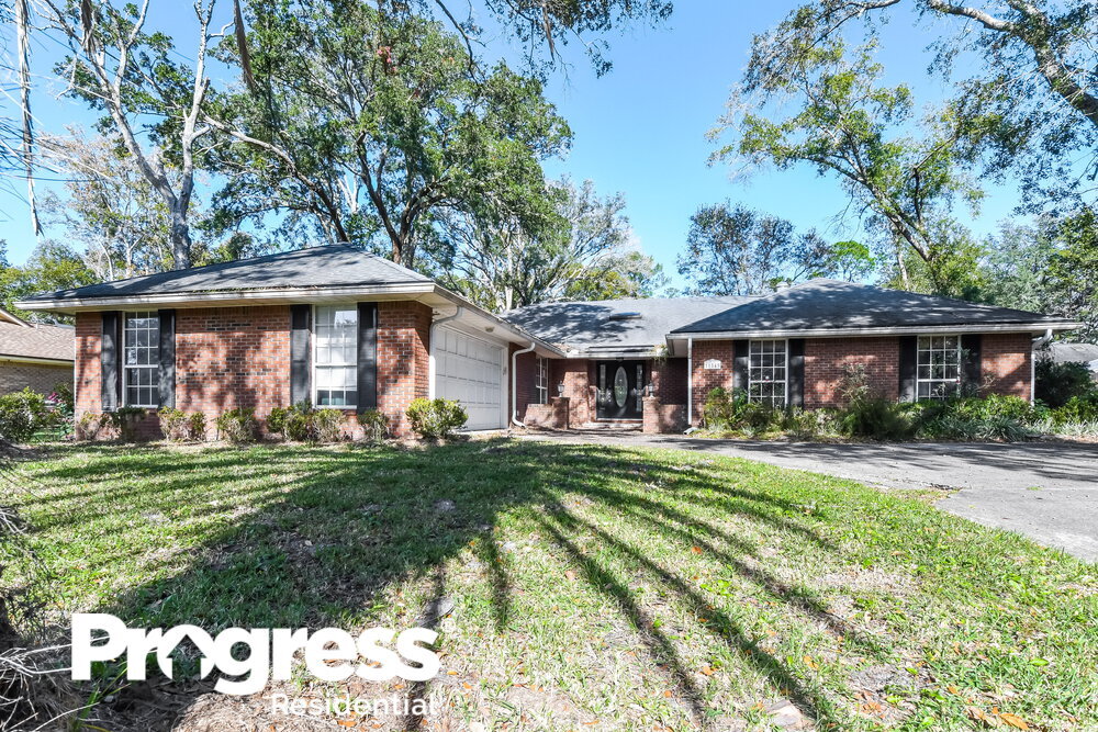 Primary Photo - 11549 Sedgemoore Dr S