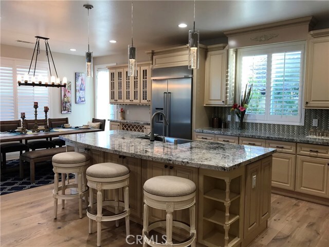 Foto del edificio - 4942 Tamarack Way