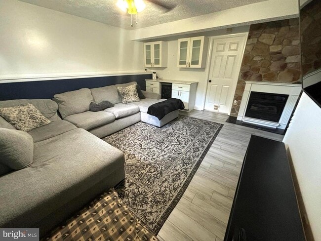Foto del edificio - 4620 Norris Ct
