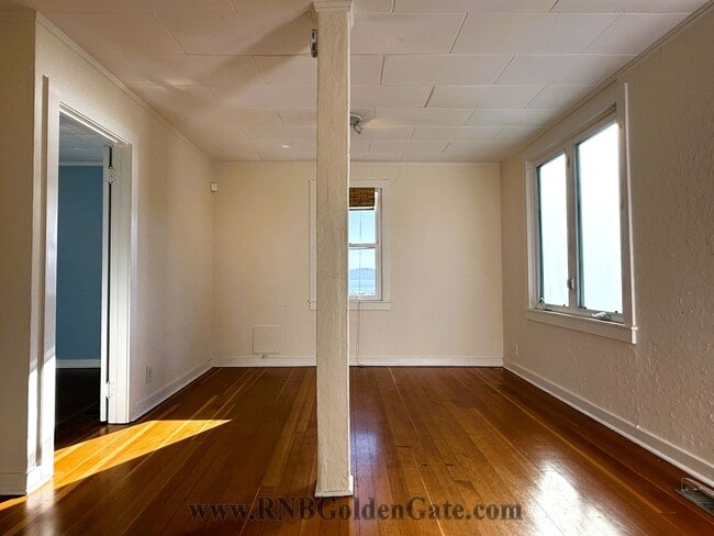 Building Photo - 132 Bella Vista Ave