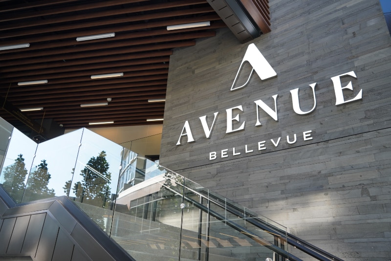 Photo - 889 Ave Sq NE (Bellevue, WA)