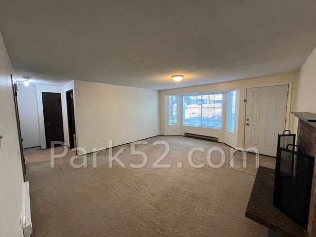 Foto del edificio - 12613 80th Ave E