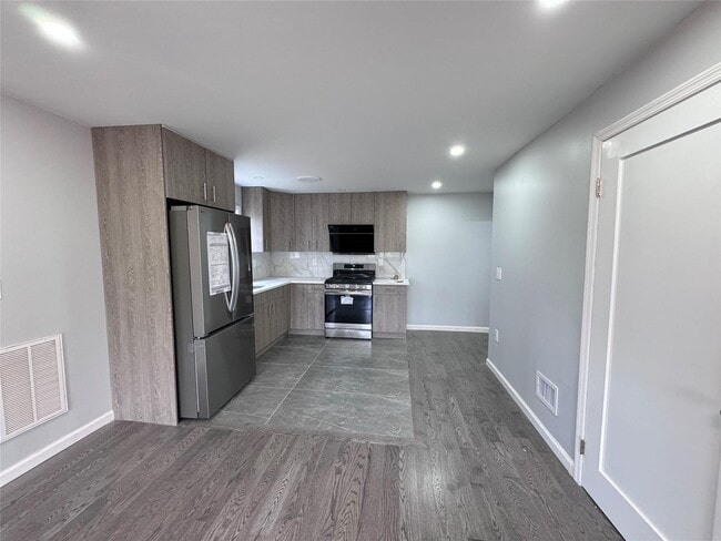 Foto del edificio - 145-39 20th Ave