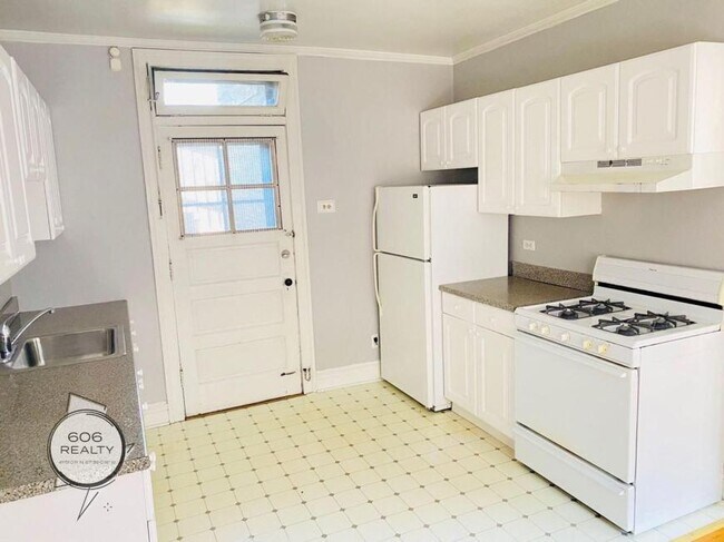 Foto del edificio - 1 bedroom in Chicago IL 60640