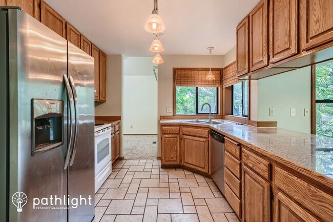 Building Photo - 205 Spring Place, Enumclaw, WA, 98022