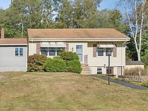 Building Photo - 45 Emery St